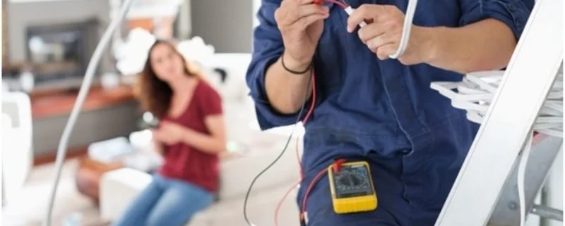 el tehnik po domovete